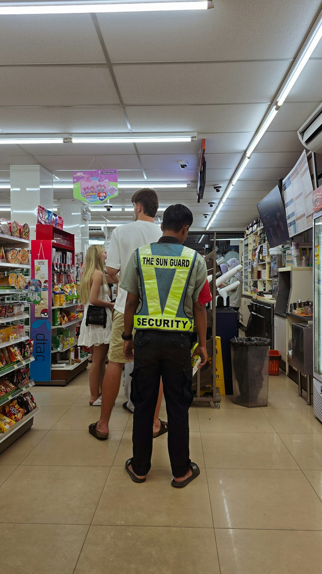 security team in store
